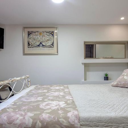 Naiades Villas ลิเกีย ภายนอก รูปภาพ